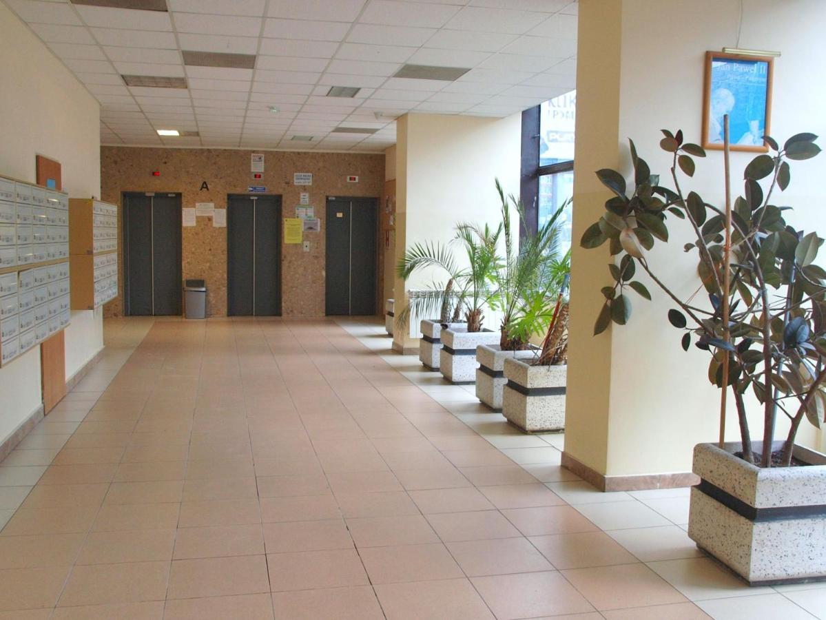 Apartament Rondo Onz Varsavia Esterno foto