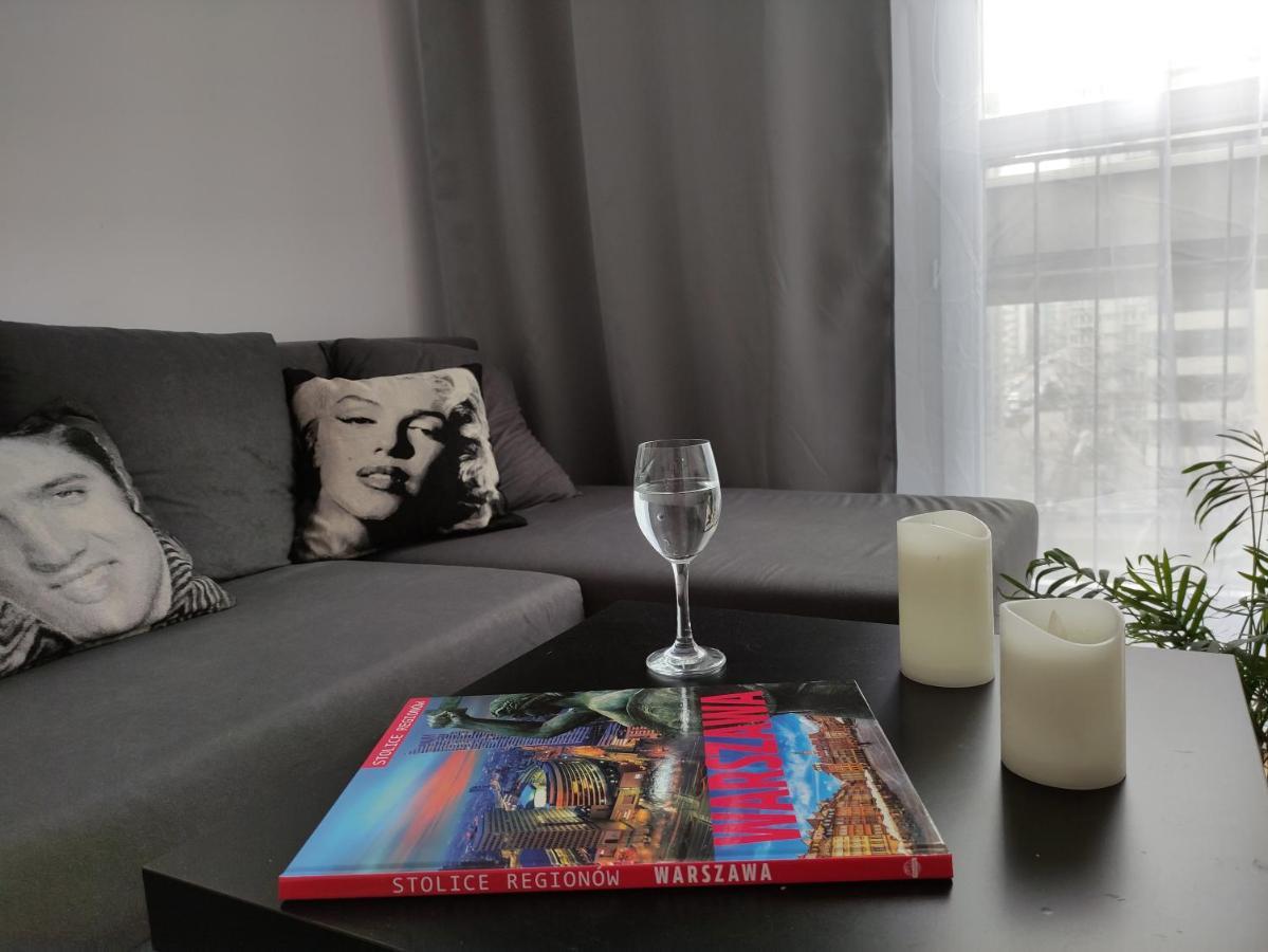 Apartament Rondo Onz Varsavia Esterno foto