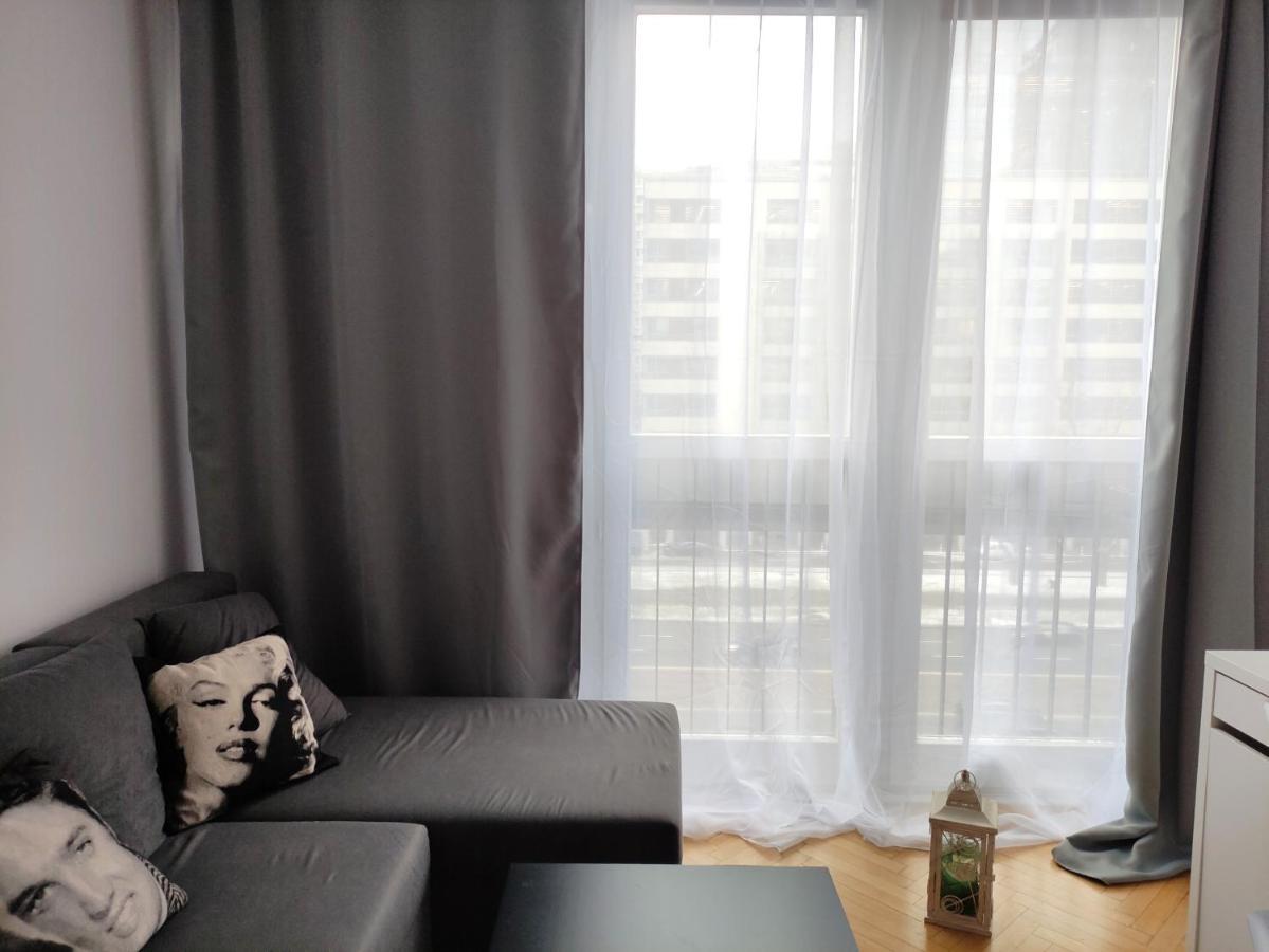 Apartament Rondo Onz Varsavia Esterno foto